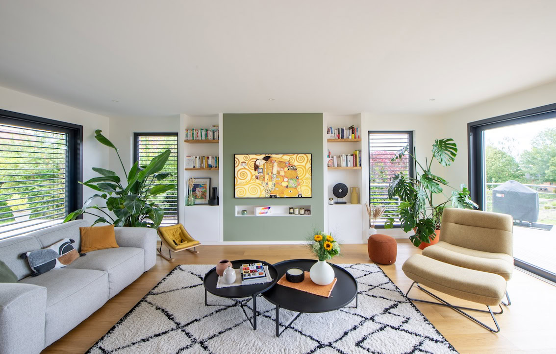 Living room of a contemporary house renovated by the Ynspir studio